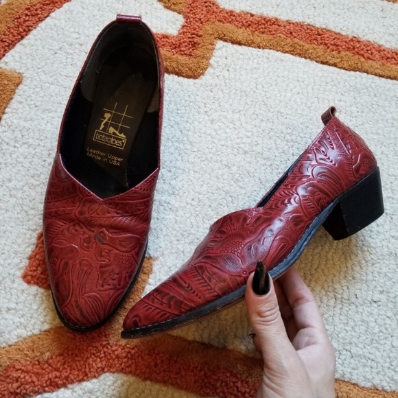 REPOSH Oxblood Loafers - Picture 7 of 8